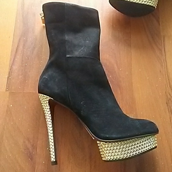 Booties - Picture 1 of 4